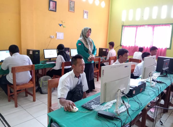 142 Siswa/i PKBM Cindikia Unggul Tanjung Enim ikuti Uji Kesetaraan Tahun Ajaran 2023/2024