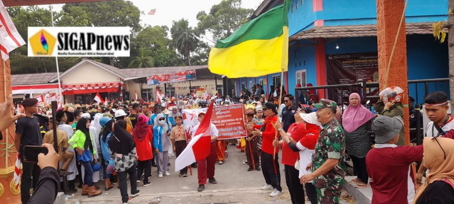 Antusias Siswa/i dan Masyarakat Gunung Megang Ikuti Karnaval, Plt Camat Lepas Ribuan Peserta