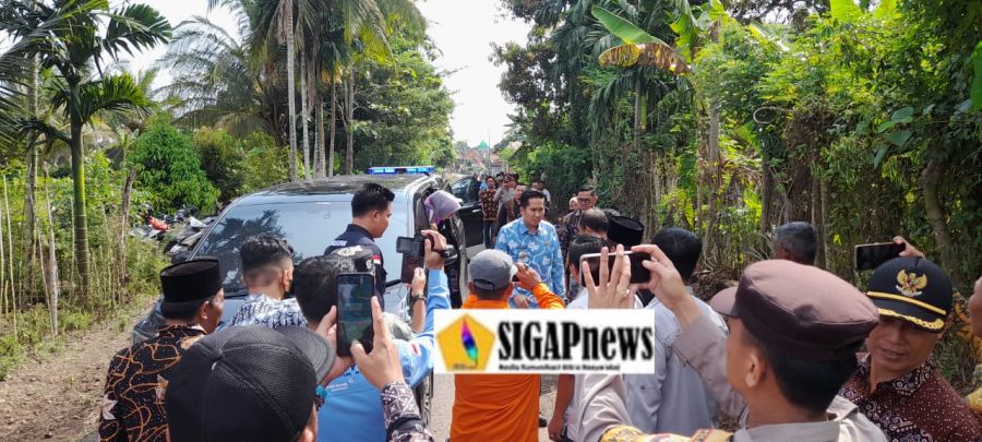 Antusias Warga Sambut PLT Bupati Muara Enim Kunjungi Ahli Musibah di Desa Penanggiran