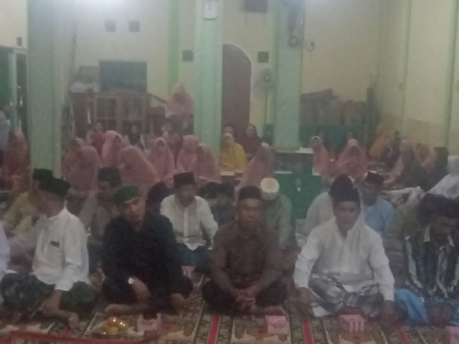 Bentuk Cinta kepada Rasul Muhammad SAW, Warga Kelurahan Muara Enim Peringati Maulid Nabi 1444 H