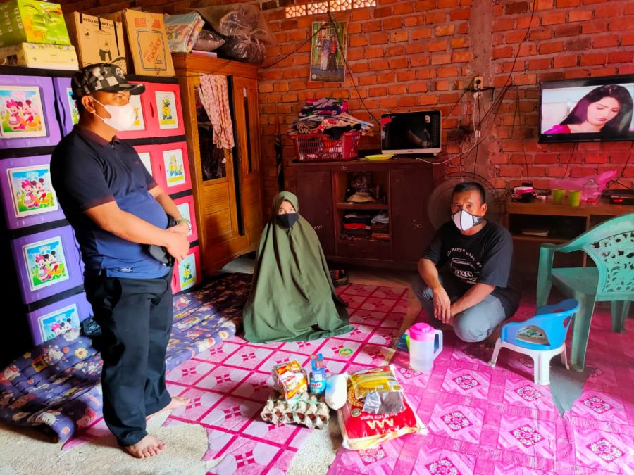 Berikan Dukungan dan Semangat, Warga Isoman Apresiasi Kepedulian Pemdes Ngulak II