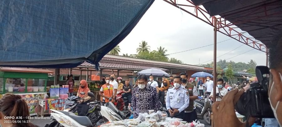 Camat Lawang Kidul Pj. Bupati, Kunjungi Pasar Ramadhan Terminal Bantingan dan Alun-Alun Karang Asam
