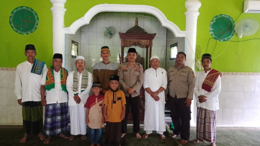 Ciptakan Kamtibmas Tetap Kondusif, Polsek Gumeg Sambangi Desa Sidomulyo