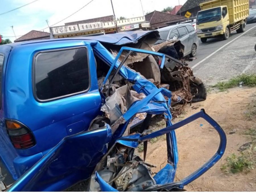 Diduga Karna Ngantuk Akibatkan Laka Lantas Hingga Alami Maut Di Jalinsum Lembak