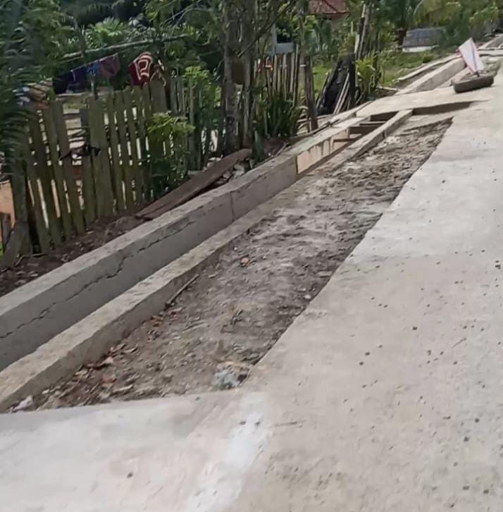 Diduga Proyek Sireng di Muara Emburung Siluman, Oknum Kontraktor Blokir Kontak Wartawan