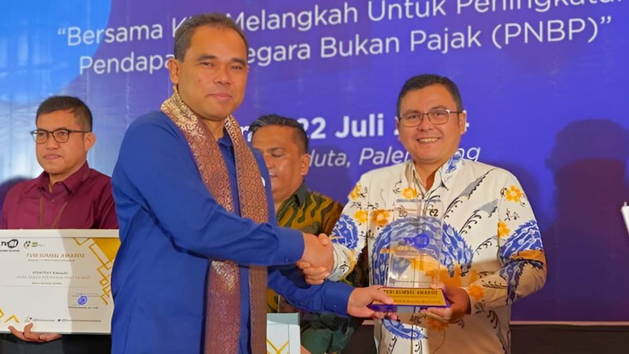 Diskominfo-SP Muara Enim Raih TVRI Sumsel Awards 2024: Mitra Kerja Sama Terbaik PNBP 2023