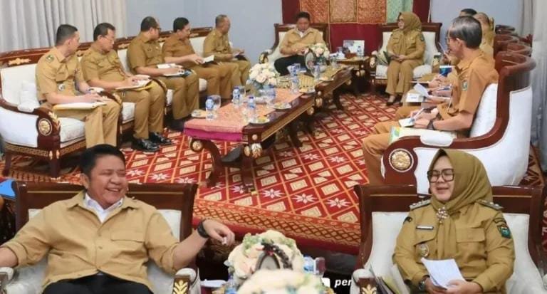 Dua Bulan Jabat, Plt Bupati Serahkan Laporan Kerja Ke Gubernur Sumsel