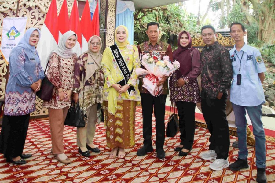 Dwi Septaria Asgianto Resmi Dikukuhkan Sebagai Bunda PAUD Kabupaten Pali Oleh Gubernur Sumsel