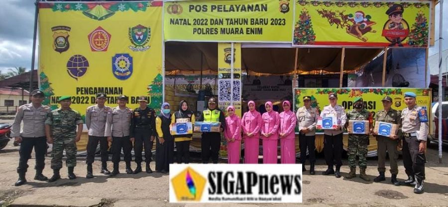 Hari Ke-9, Ibu Bhayangakari Muara Enim Tinjau Posyan Pam Natura 2022 Serta Berikan Tali Asih