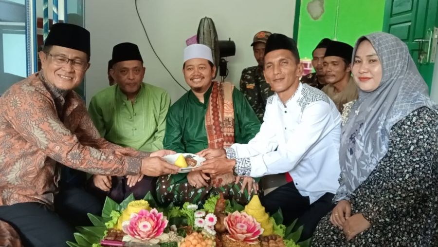HUT Ke-37 Desa Sidomulyo Diisi Dengan Tausiyah Agama Oleh Ust. KH M. Qusyairi Abror dari OI