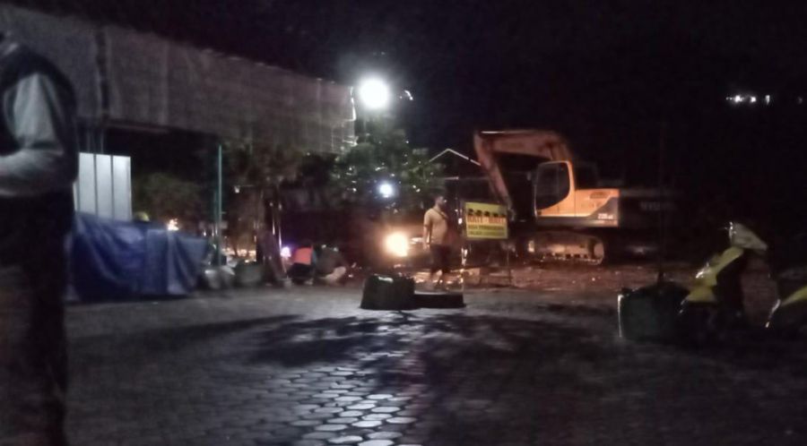 Jalan Lintas Sumatera Amblas, Hingga Akibatkan Terjadi Kemacetan