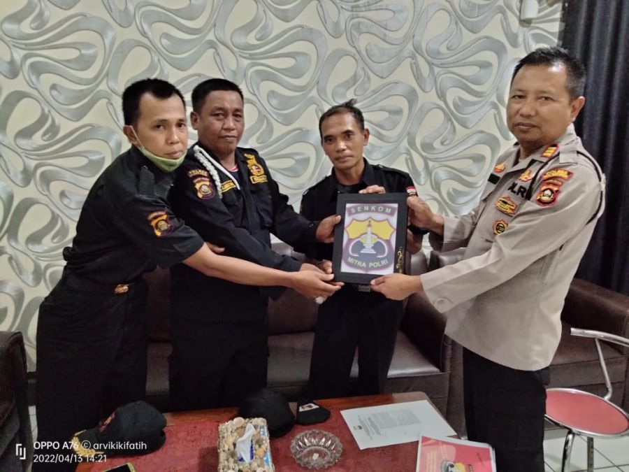 Kapolsek Gunung Megang Terima Kunjungan Senkom, Apa Itu Senkom?