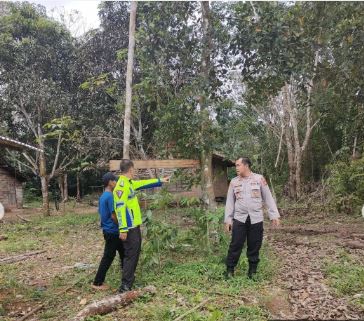 Kapolsek Rambang Lubai Turun Langsung Imbau Masyarakat Tidak Buka Lahan Dengan Cara Dibakar