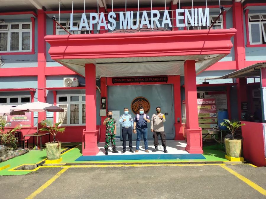 Kunjungan Video Call Online, Obat Melepas Rindu Bagi Warga Binaan Lapas Muara Enim Kemenkumham Sumse