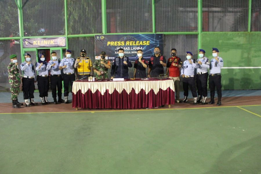 Lapas Muara Enim Bersama Tim Satops Patwal Kemenkumham Sumsel Gelar Razia Insidentil Kamar Hunian WB