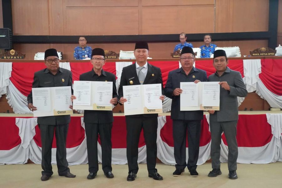 Pemkab-DPRD Muara Enim Tetapkan Dokumen Rancangan Perubahan KUA dan PPAS 2024