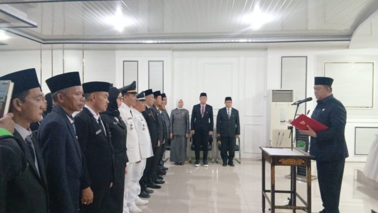 Pemkab PALI Gelar Pelantikan 33 Pejabat, Wabup: Hindari Mental Pengemis, Fokus Layani Warga