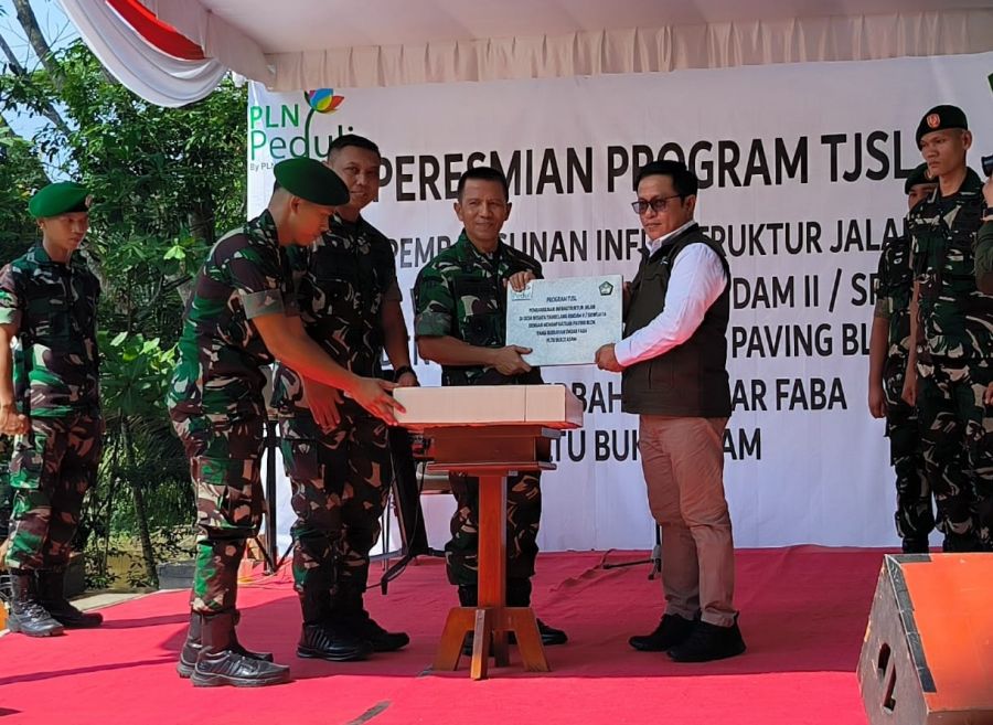 Peresmian Jalan di Desa wisata Tambelang Rindam ll/ Sriwijaya berbahan dasar FABA