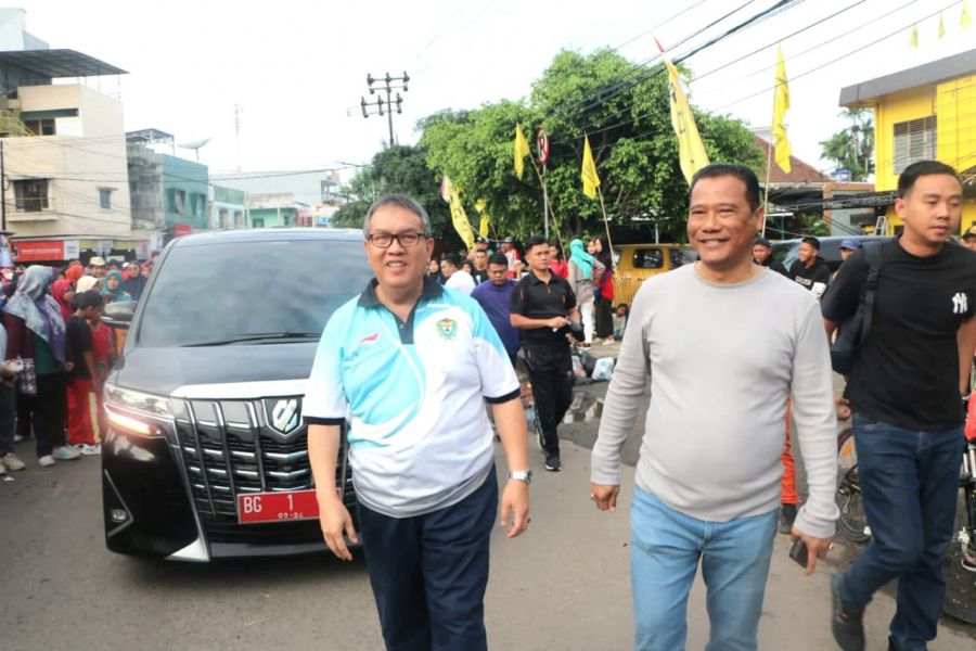 Pj. Bupati Bupati Muara Enim Hadiri Acara Bakti Kesehatan IDI dan Buka Jalan Sehat Bersama PGRI