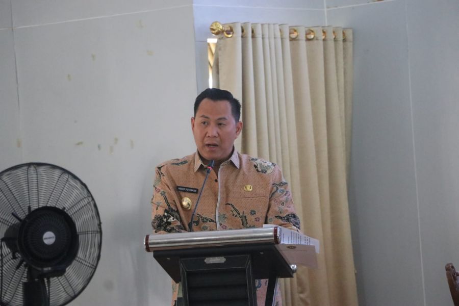 Pj Bupati Ingatkan Kades Kelola Keuangan Desa Sesuai Aturan dan Hindari Ancaman Hukum