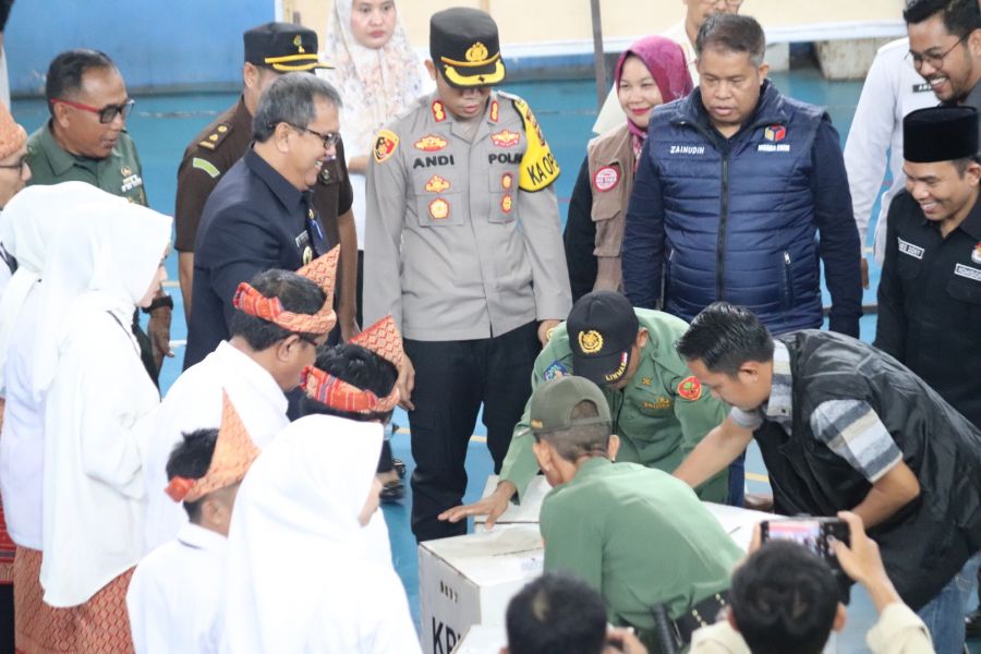 KPU Muara Enim Gelar Simulasi Pemungutan Suara Pemilu 2024, Dihadiri Bupati dan Unsur Forkopimda
