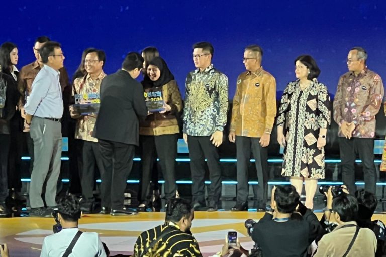 Program Keberlanjutan Bukit Asam (PTBA) Raih Apresiasi di BCOMMS 2024