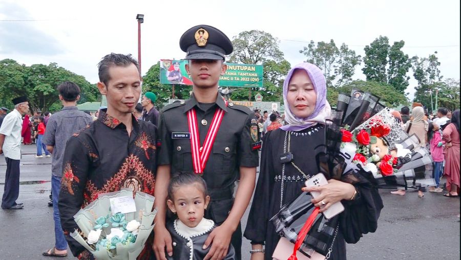 Putra Daerah Asal Pagaralam, Lulusan Terbaik Sekolah Calon Tamtama (Secata) Rindam II/Swj