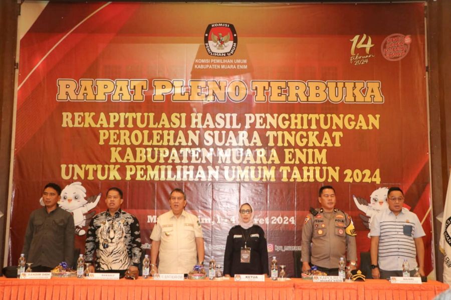 Resmi PJ Bupati Muara Enim Membuka Rapat Pleno Terbuka Tingkat Kabupaten Pemilu 2024