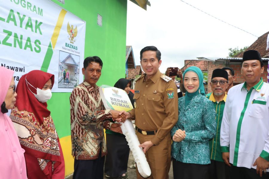 Resmikan Bedah Rumah Baznas Desa Muara Lawai, Plt. Bupati Ingin Kesadaran Tunaikan Zakat