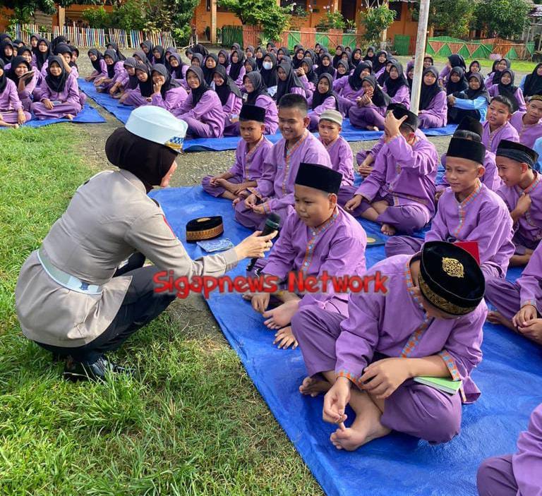 Sosialisasi Tertib Berlalulintas, Sat Lantas Polres Muara Enim Hadir Beri Edukasi Kepada Pelajar