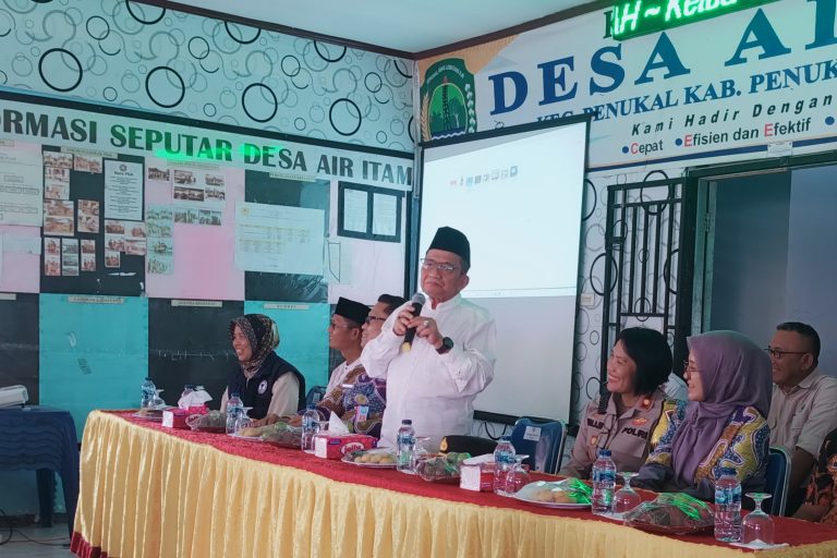 Wabup PALI Bersama Kepala BNNP Sumsel Tatap Muka Dengan Warga Desa Air Itam