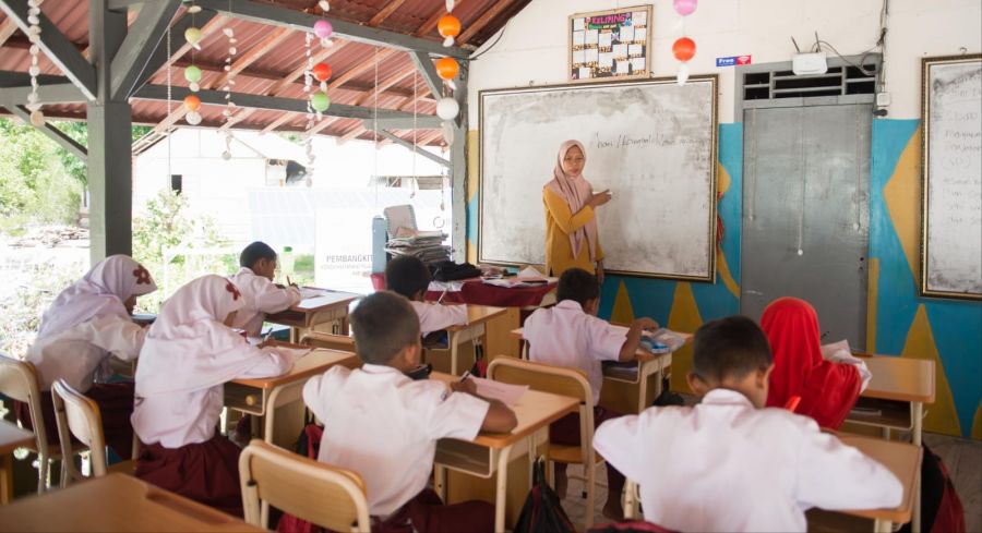 Wujudkan Indonesia Maju, Bukit Asam (PTBA) Dukung Pemberantasan Buta Membaca dan Matematika