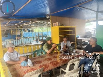 Babinsa Mandah Kopda Hendri Ajak Tokoh Masyarakat Perkuat Kerukunan Warga