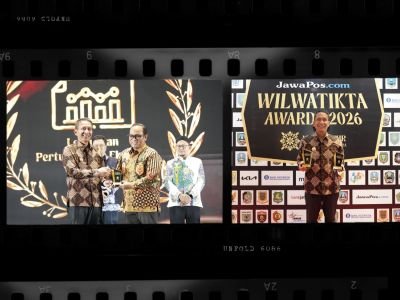 Pekab Bojonegoro Raih Dua Penghargaan Dari Jawa Pos Indonesia