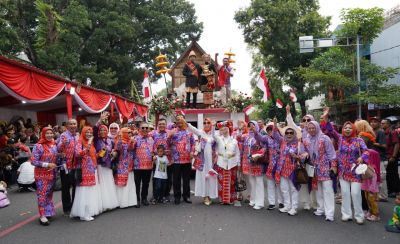 Pemkab Muara Enim Meriahkan HUT Dekranas ke-44 Tampilkan Hias Rumah Tengkiang Di Surakarta