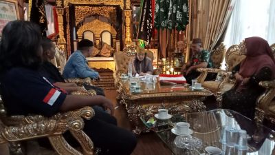 Sultan Iskandar Mahmud Badaruddin Palembang terima Silaturahmi Rumah Adat Desa Lingga